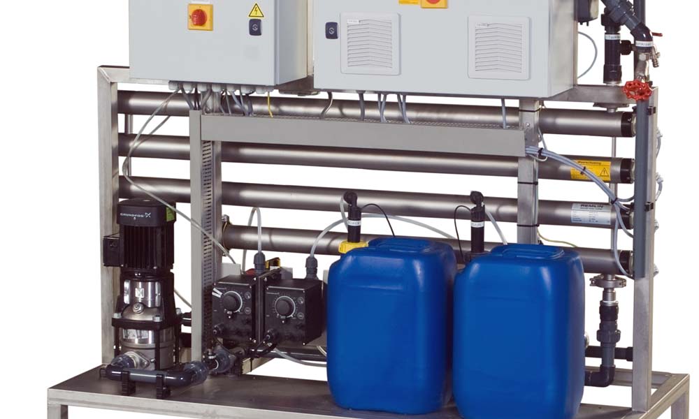 Remon Waterbehandeling heeft een effectief systeem ontwikkeld om spuiwater uit de glastuinbouw te zuiveren van gewasbeschermingsmiddelen.