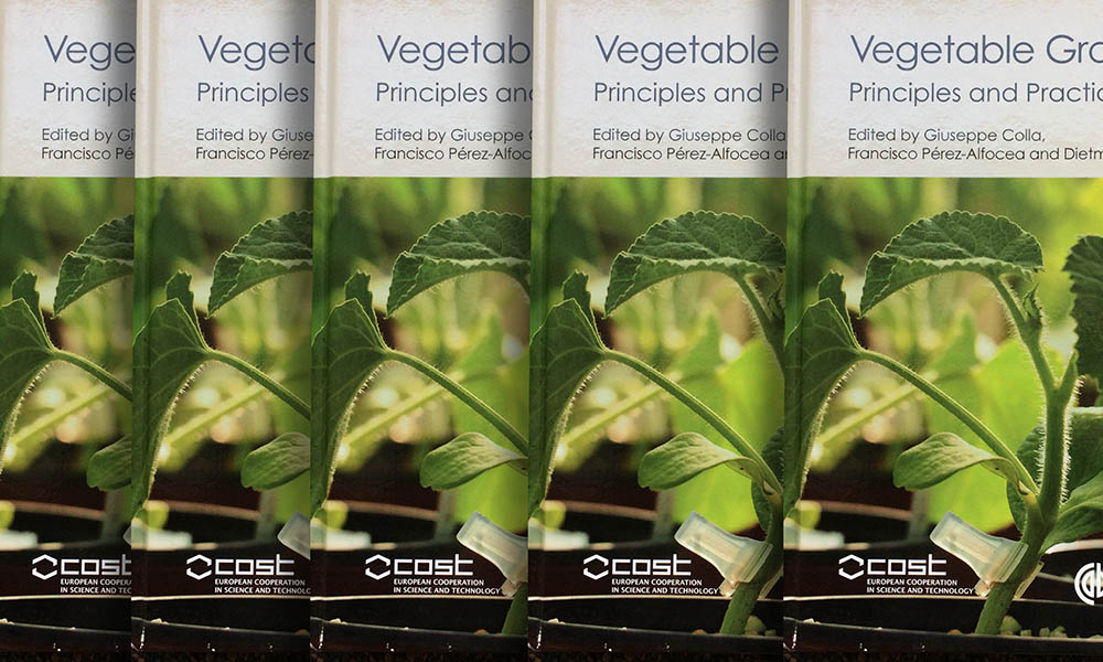 A group of experts have now compiled all the available knowledge in this area in a book called “Vegetable grafting: principles and recent practices”.
