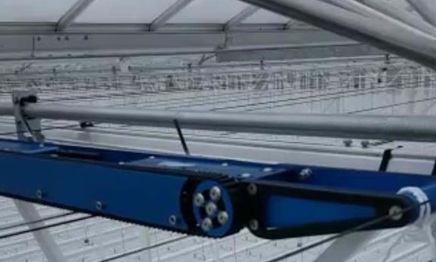 Unique pull wire installation robot