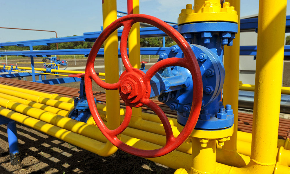 Wiebes sluit akkoord met oliemaatschappijen over gaswinning Groningen