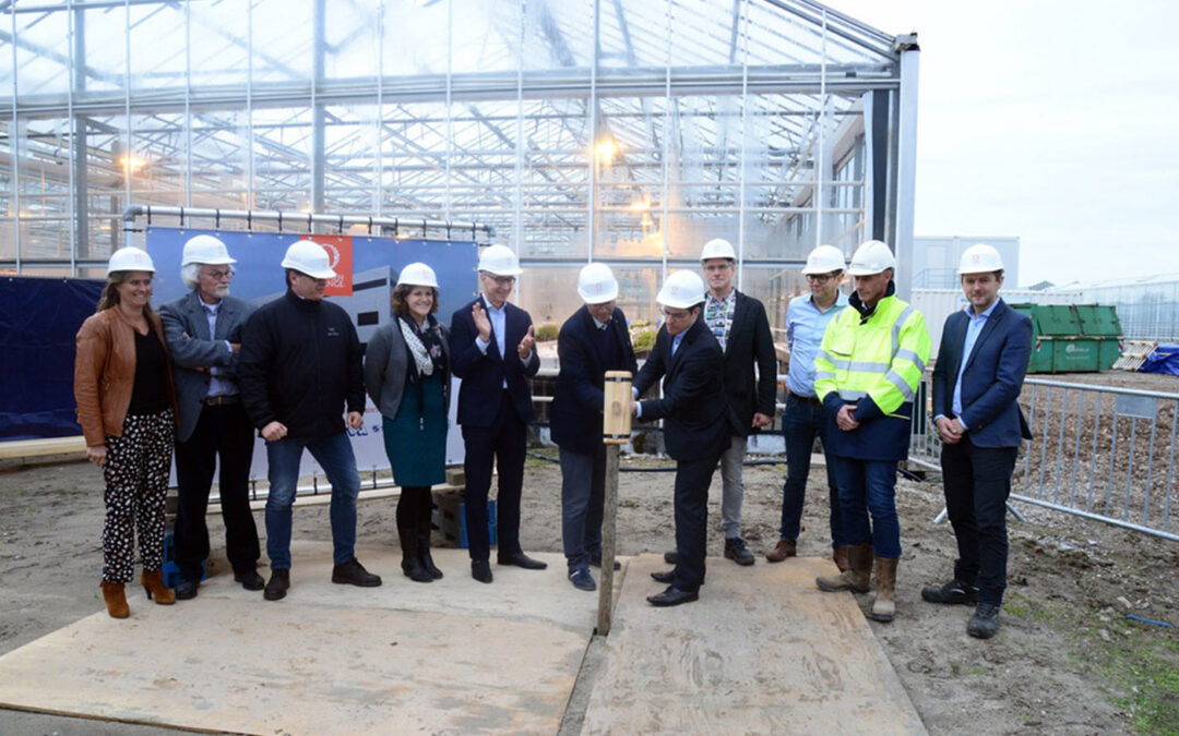 Dümmen Orange slaat eerste paal nieuw Breeding Technology Centre in De Lier
